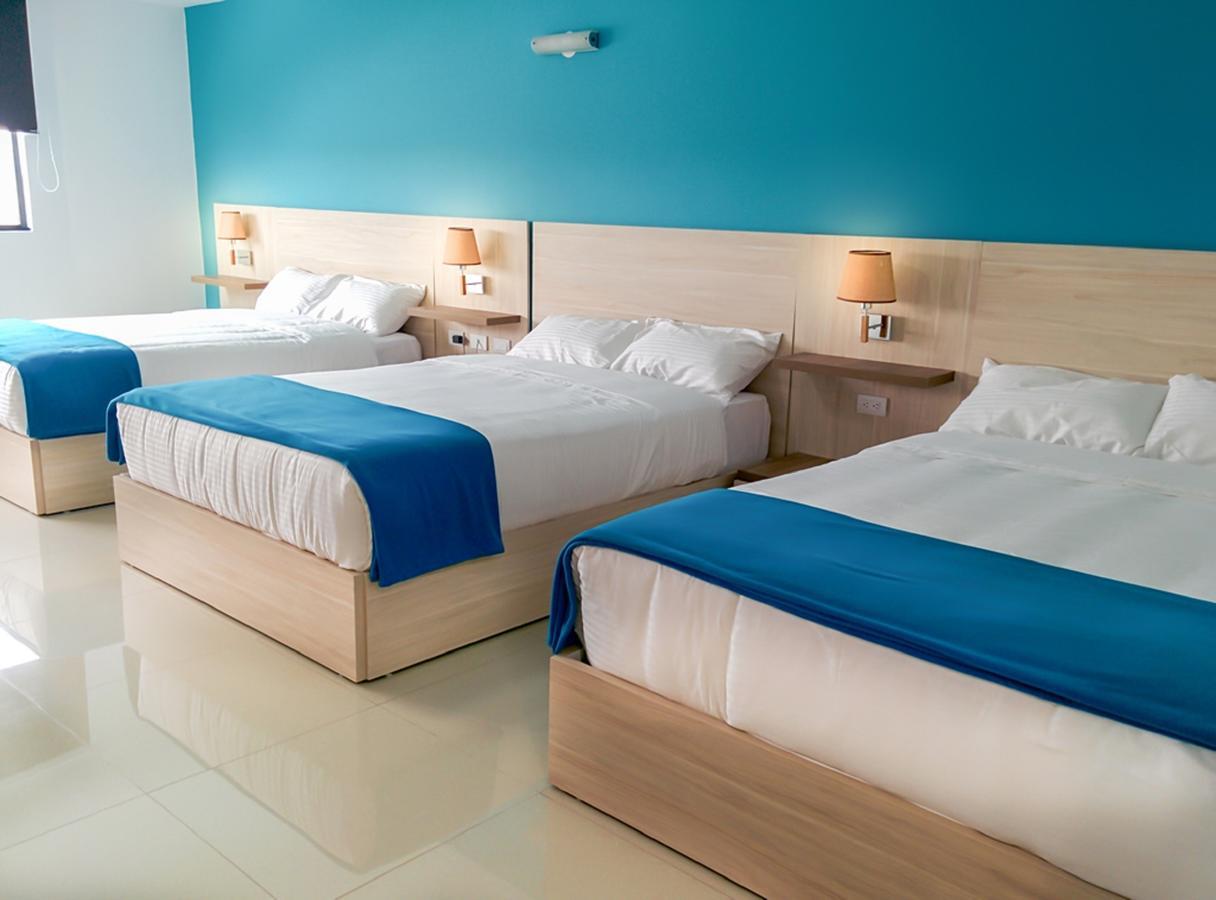 Hotel - Centro Comercial Punta Del Mar Салінас Номер фото
